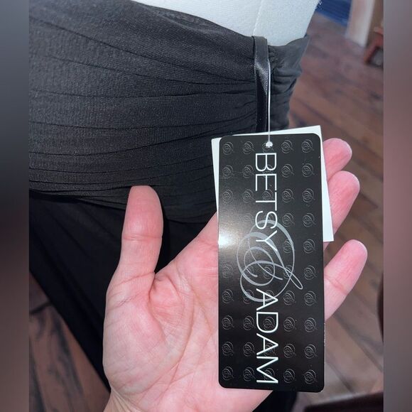 Elegant Black Sequin Halter Chiffon Gown Maxi Formal Mermaid Sz10 NWT Betsy Adam - Picture 7 of 15